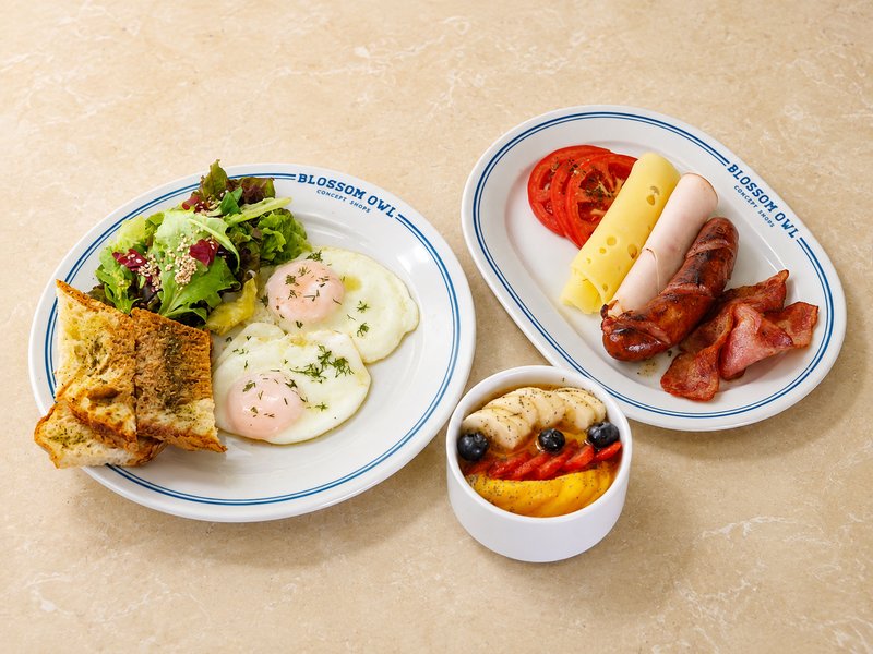 Blossom Compo Brunch