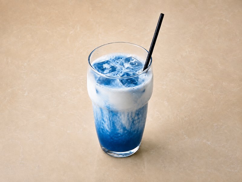 Blue Spirulina Latte