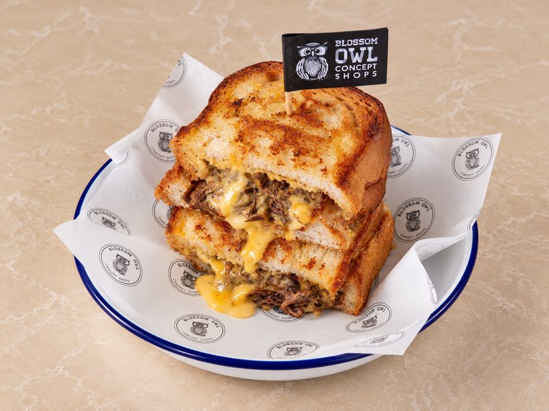 Lavalove CheeseSteak Sando