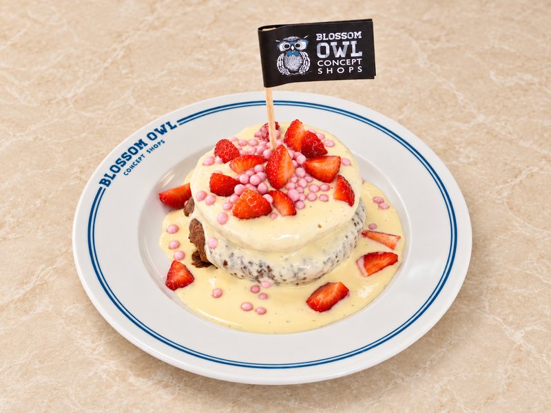 Strawberry Japanese Pancakes