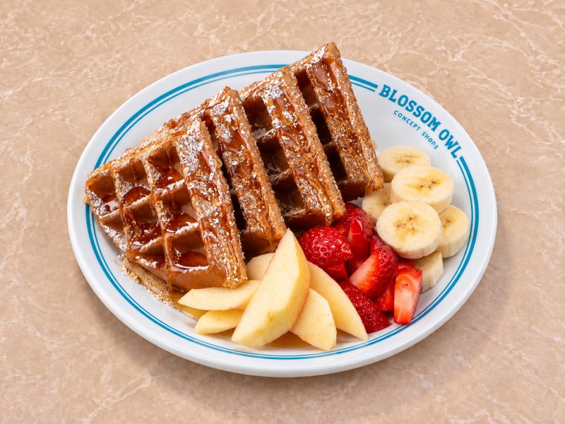 Season Fruits Honey Waffle