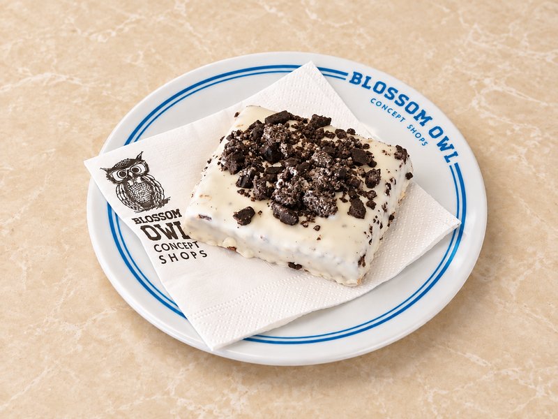 Double Cookie Crunch White Gourmet Bar