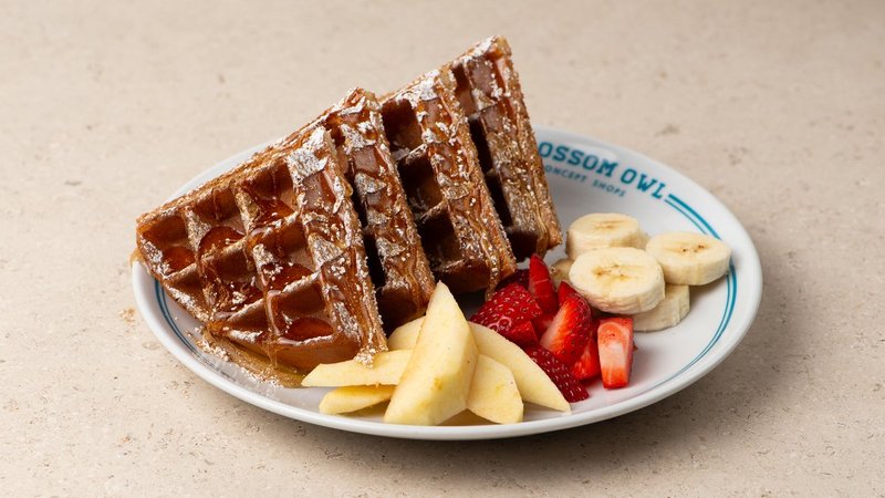 Season Fruits Honey Waffle