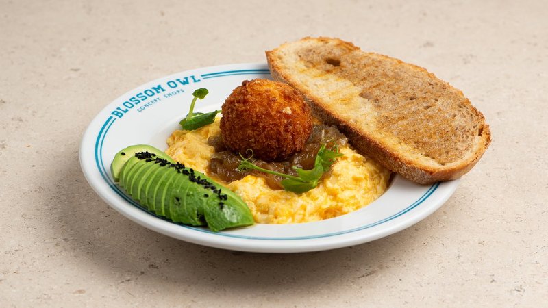 Cheezy Scrambled Breakfast