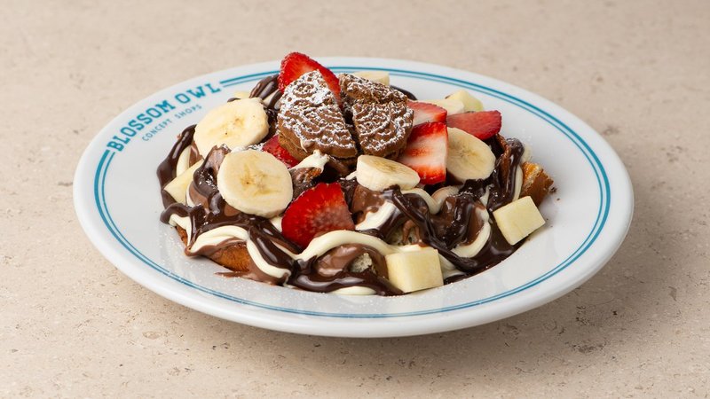Three Pralines Waffle Bites